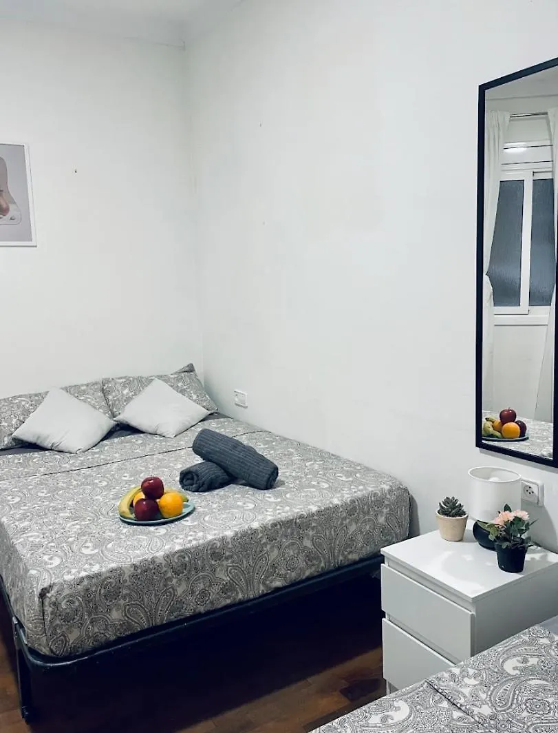 Bed and Breakfast Diagonal R2 à Barcelone Couette-café