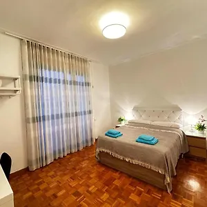 Bed and breakfast Nuevo Roger, Barcelona